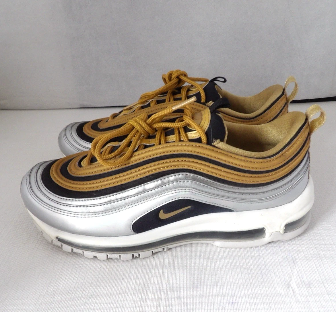 Scarpe da ginnastica Nike Air Max 97 SE oro argento autentiche da donna taglia 9 M