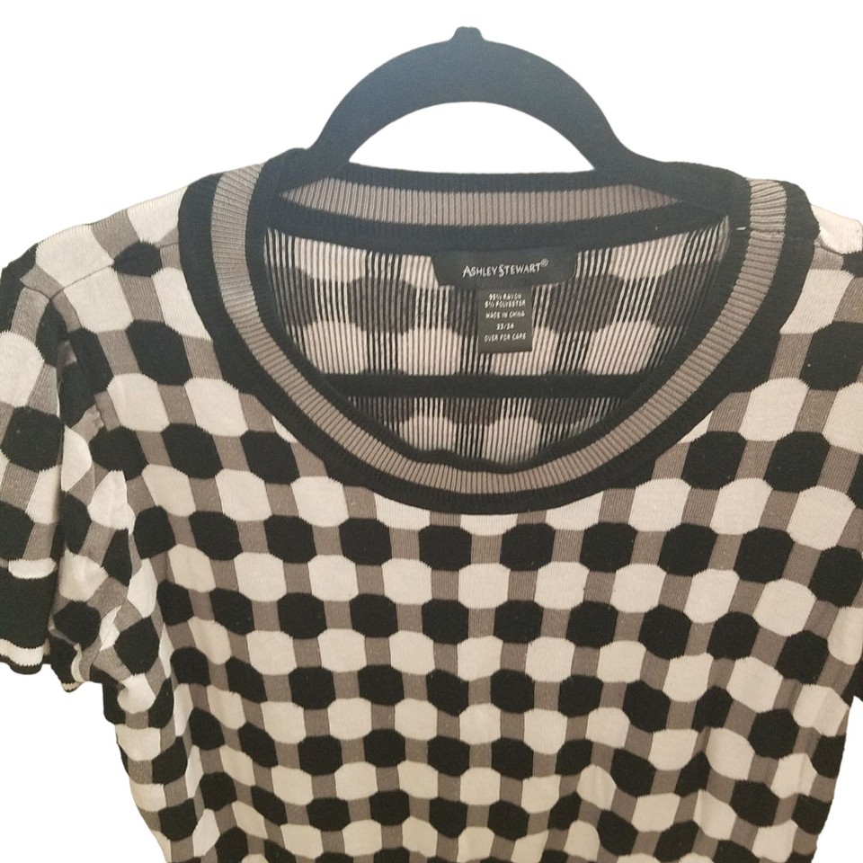 Ashley Stewart Womens Sz 22 Black White Geometric Short Sleeve Knitted