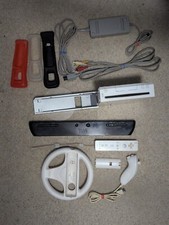 Nintendo Wii Console RVL-001 Bundle Lot  READ CONDITION FOR INFO 