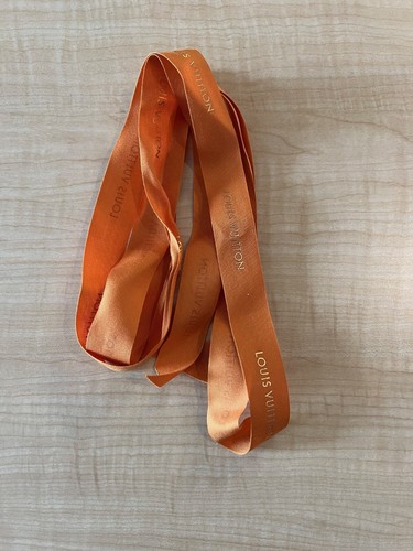Louis Vuitton Ribbon - Picture 37 of 71