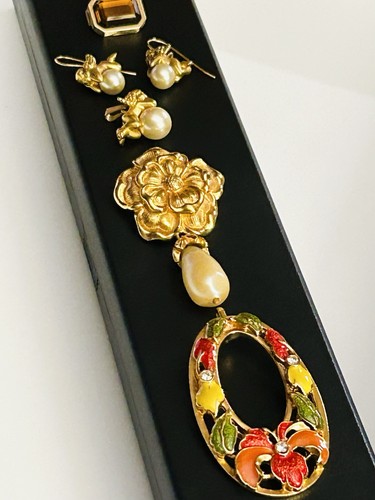Vintage AVON Pendant Earring Lot Gold Tone Signed BARRERA For Avon Cupid Set