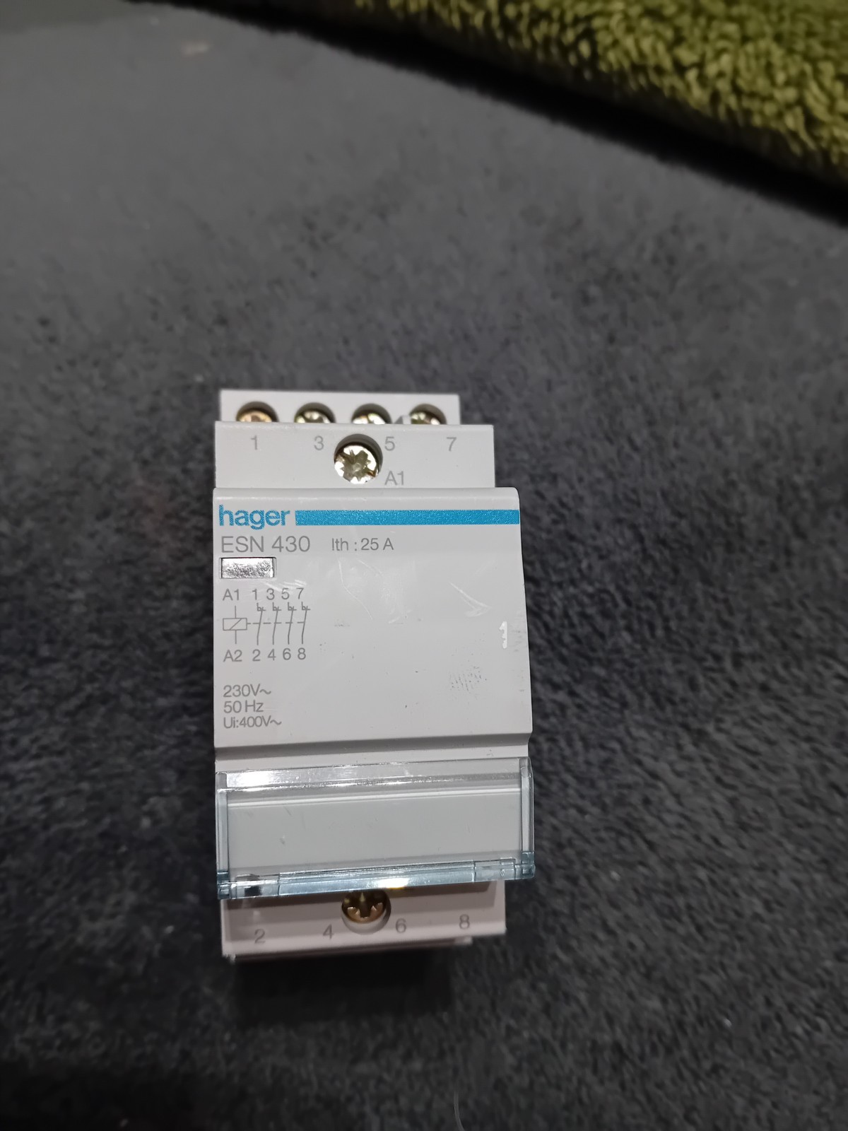 Hager 430 25A contacteur modulaire 4NO pour tableau électrique