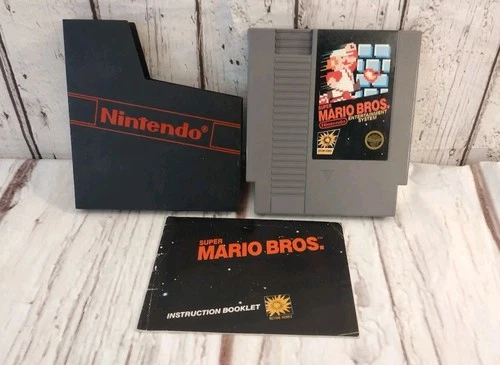 Vintage 1985 Super Mario Bros. Nintendo NES 5 Screw Game OG Manual Sleeve CLEAN!