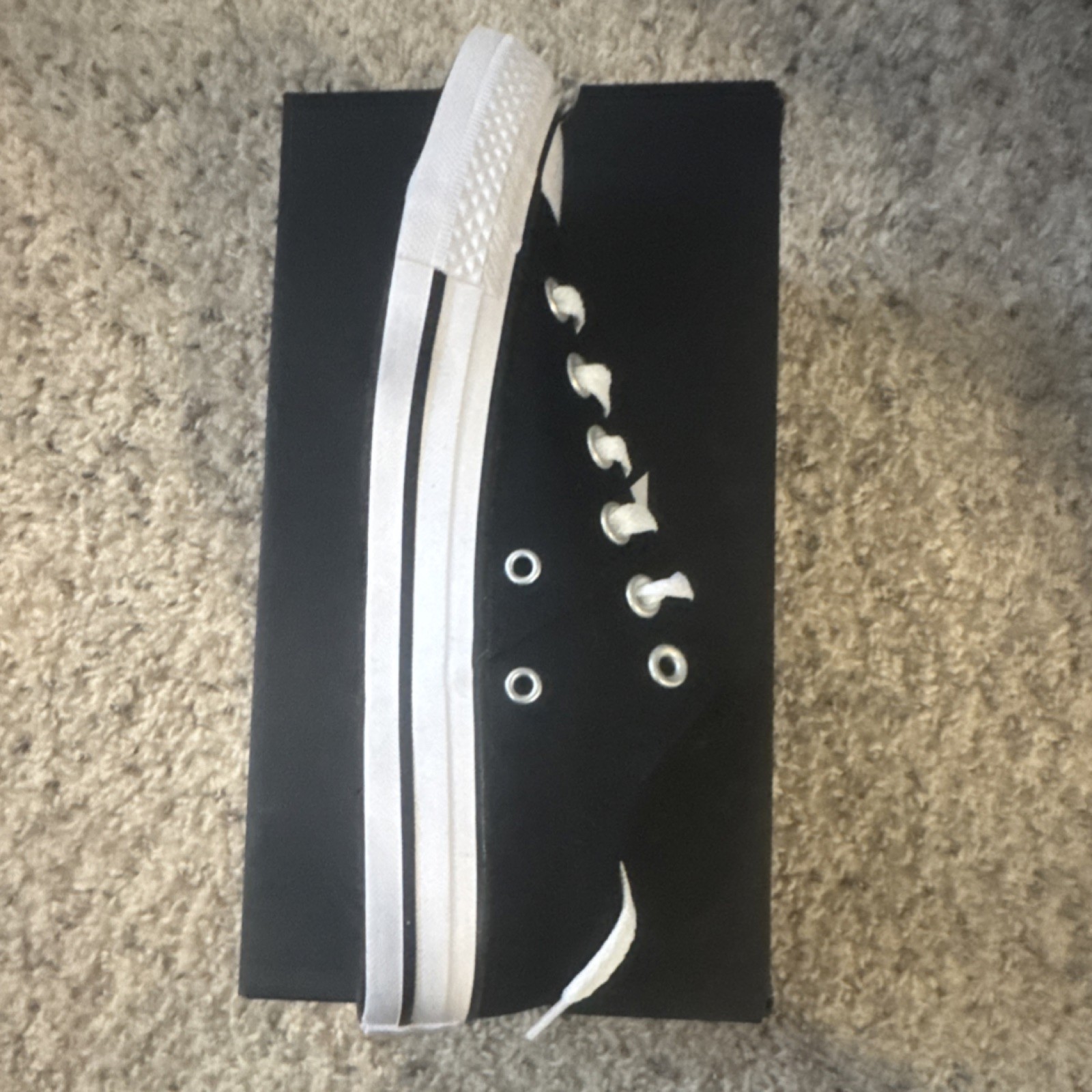 Converse Chuck Taylor All Star Madison Women's 7-  Black White Low Sneaker  thumbnail 7