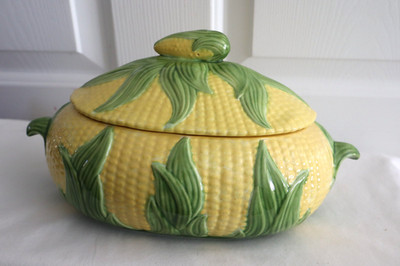1993 Ceramic Corn Design Casserole/Tureen Lidded 10'' x 8'' X 4'' Handmade