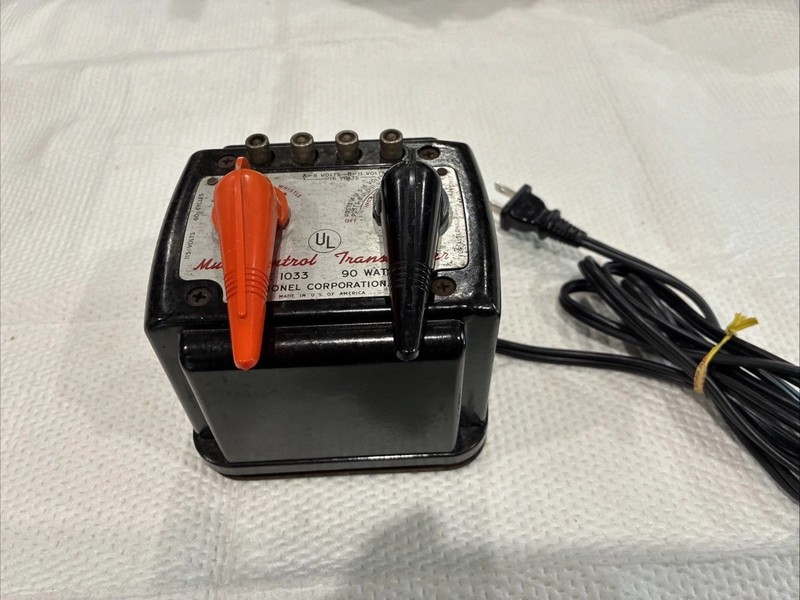 Lionel 1033 90 Watt Multi-control Transformer