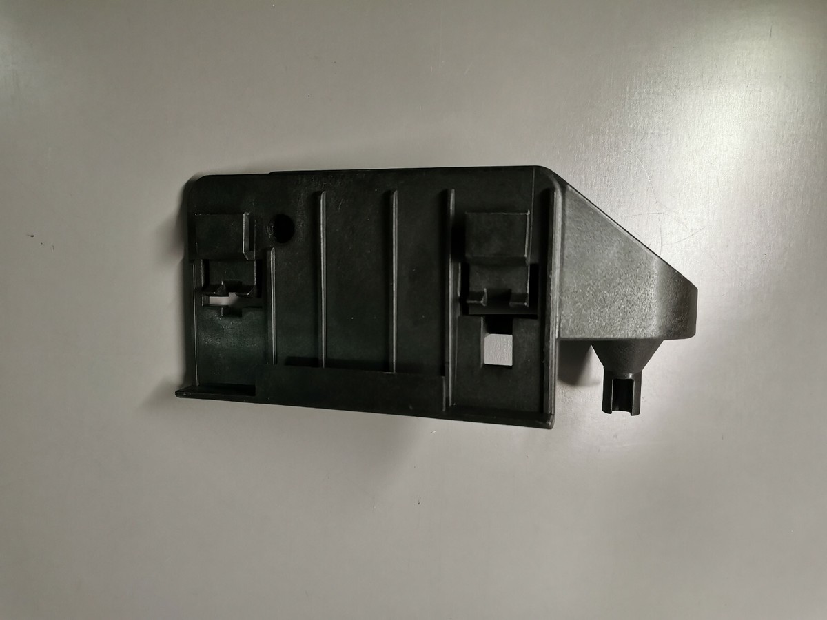 NEW GENUINE BMW F20 F20 LCI F30 F30 LCI BRACKET FOR INTAKE 