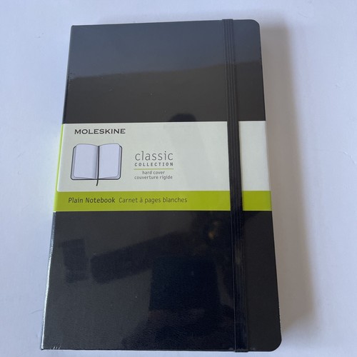 Moleskine Classic Notebook Hard Cover Large 5 x 8.25 Plain/Blank Black 240 Pages - Bild 1 von 4