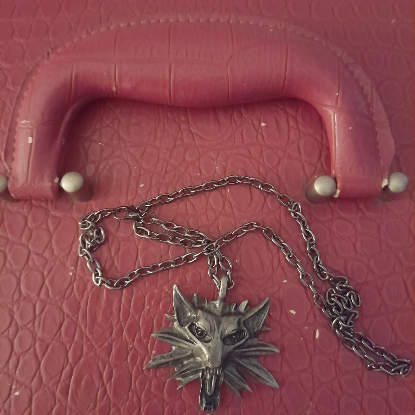 Colgante de Metal de The Witcher 3,5 x 3,5 mide