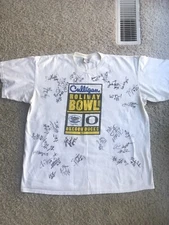 Rare Oregon Ducks 2000 Holiday Bowl Team Autograph Nike T Shirt Joey Harrington