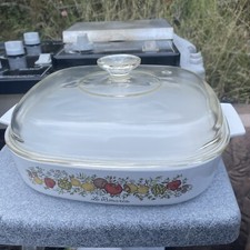 Corning Ware Casserole vintage Dish (A-10-B 