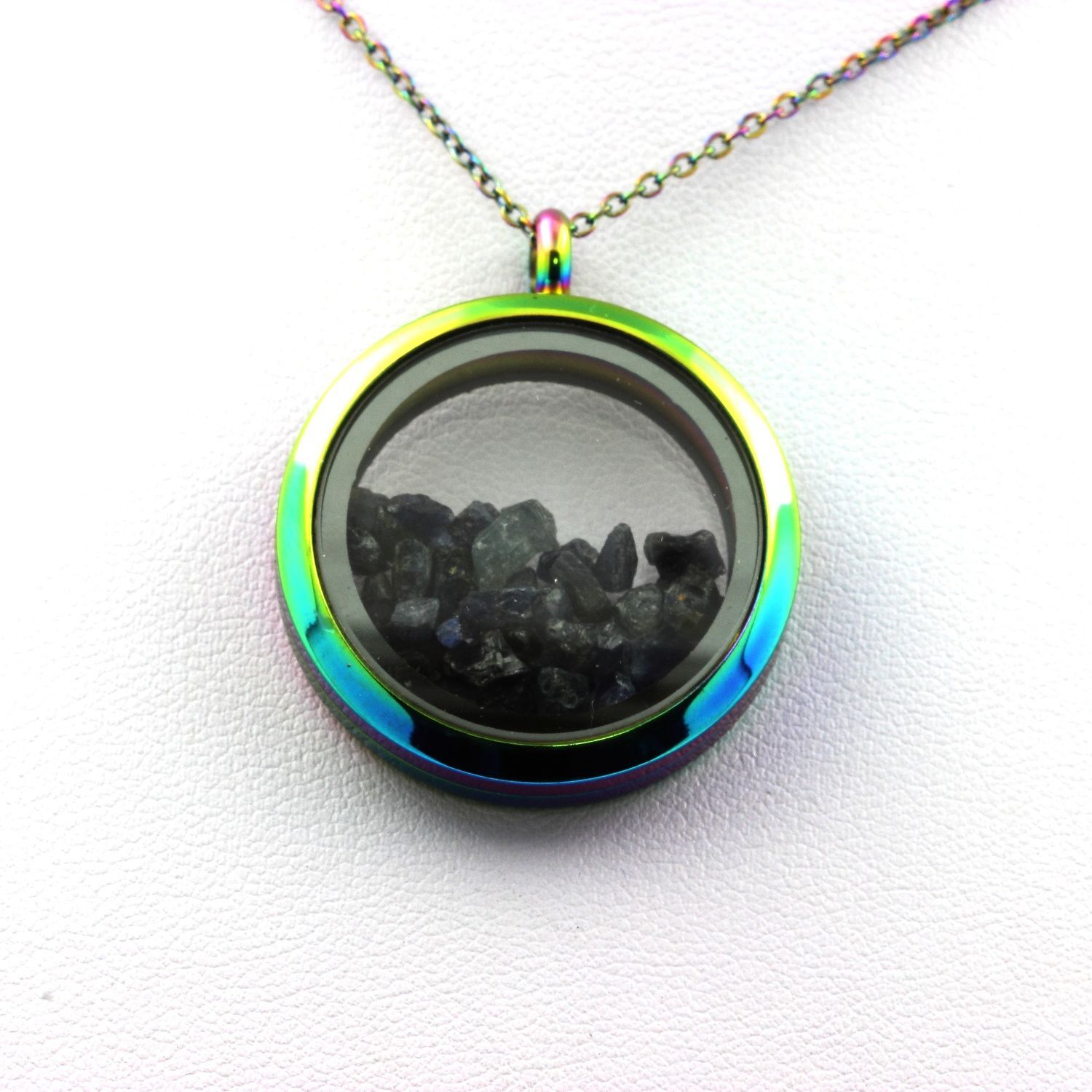 Collier saphir brut multicolore en or éthique fait main en France