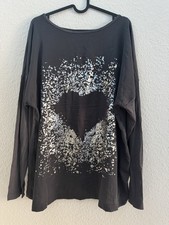 Sara Lindholm Damen Shirt / Leichte Bluse Gr. 44 Grau Langarm Herz Print