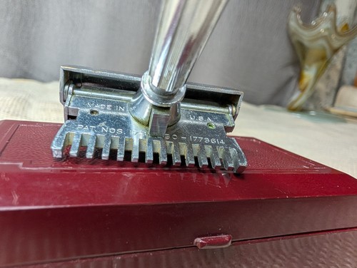 1930s Gem Micromatic Open Comb Razor Bakelite Case? Free Shipping  - Afbeelding 15 van 18