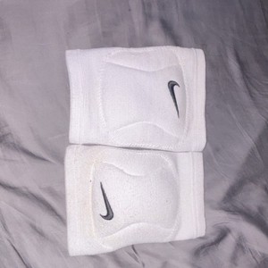 Nike White Volleyball Padded Knee Pads Set of 2