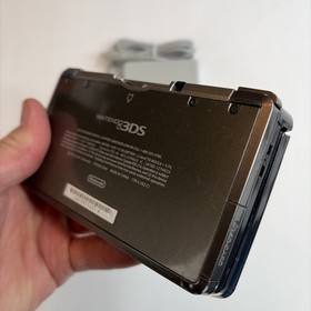 Nintendo 3DS Handheld Video Game Console Black CTR-001 W Charger Stylus