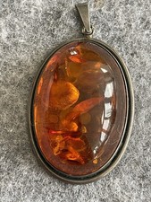 Eleganter großer Bernstein Anhänger