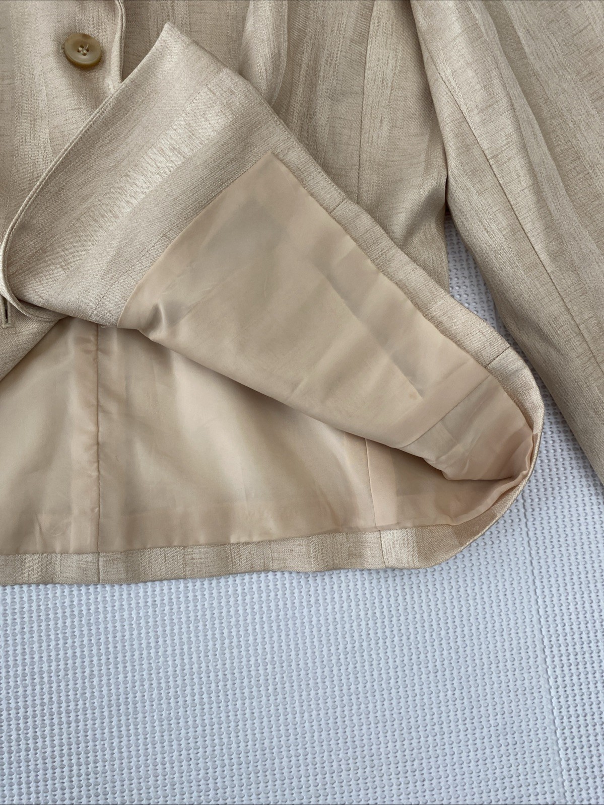 Le Suit Women's Full Suit Blazer Jacket Long Skirt Size 12 Gold Set Dressy