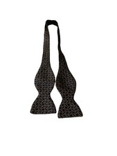 Men  s Thick Silk Self Tie Bow Tie Navy Gold Jacquard Geometric made in USA