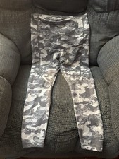 Image of Reebok Camo Print Leggings Womens Gray Black Large Athletic Wear Soft Pull On
