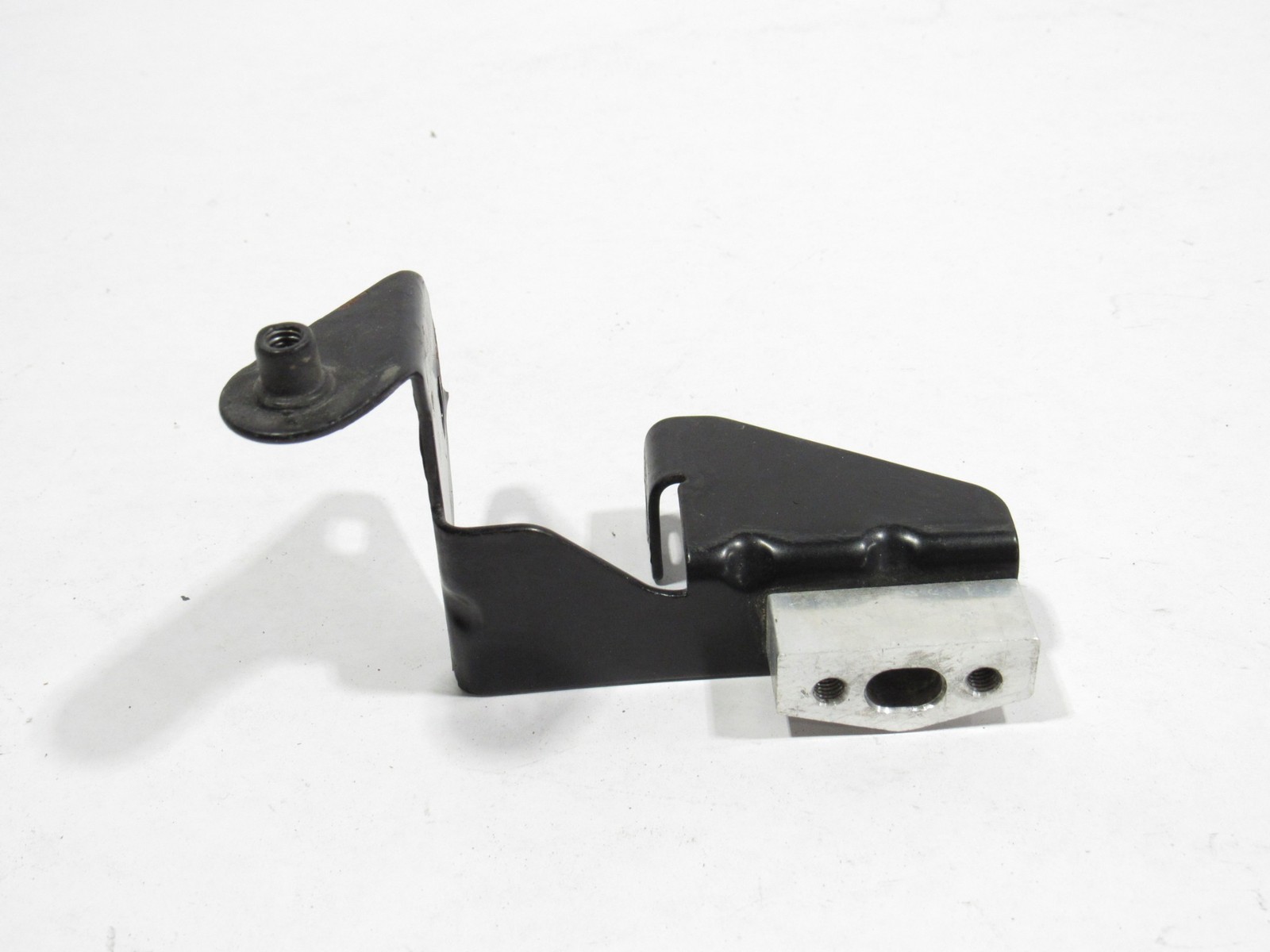 14-17 Audi R8 V10 2015 Rear Left Driver Quarter Panel Support Mount Bracket ;:O