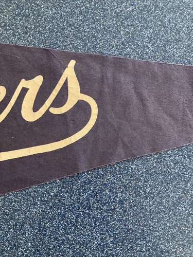 Vintage LOS ANGELES DODGERS MLB Baseball Full Size Blue FELT PENNANT 29” - Picture 5 of 9