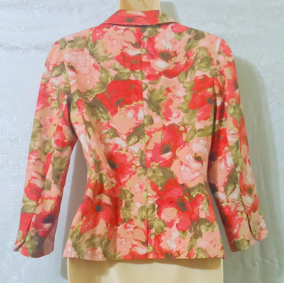 Jaqueta Blazer ANN TAYLOR Petites Rosa Estampa Floral Seda Carreira Tamanho 2P - Imagem 3 de 4