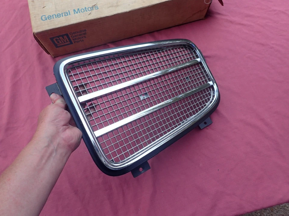 Pontiac Luxury LeMans 1972 parrilla, izquierda, ¡nuevo! 486308 Foto 3 de 4