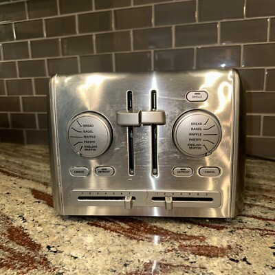 Cuisinart Custom Select 4-Slice Toaster Model No RBT-1285pc Small Crack Control