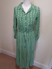 ZARA GREEN AND CREAM PRINT MIDI BELTED BUTTON FRONT DRESS WITH POCKETS - SIZE XS