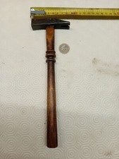 outils anciens old tool marteau de tapissier menuisier. Marteau bourgeois 