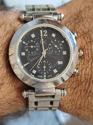 ジャンク GC GUESS COLLECTION クォーツ腕時計 A3513 ジャンク GC GUESS COLLECTION クォーツ腕時計 A3513