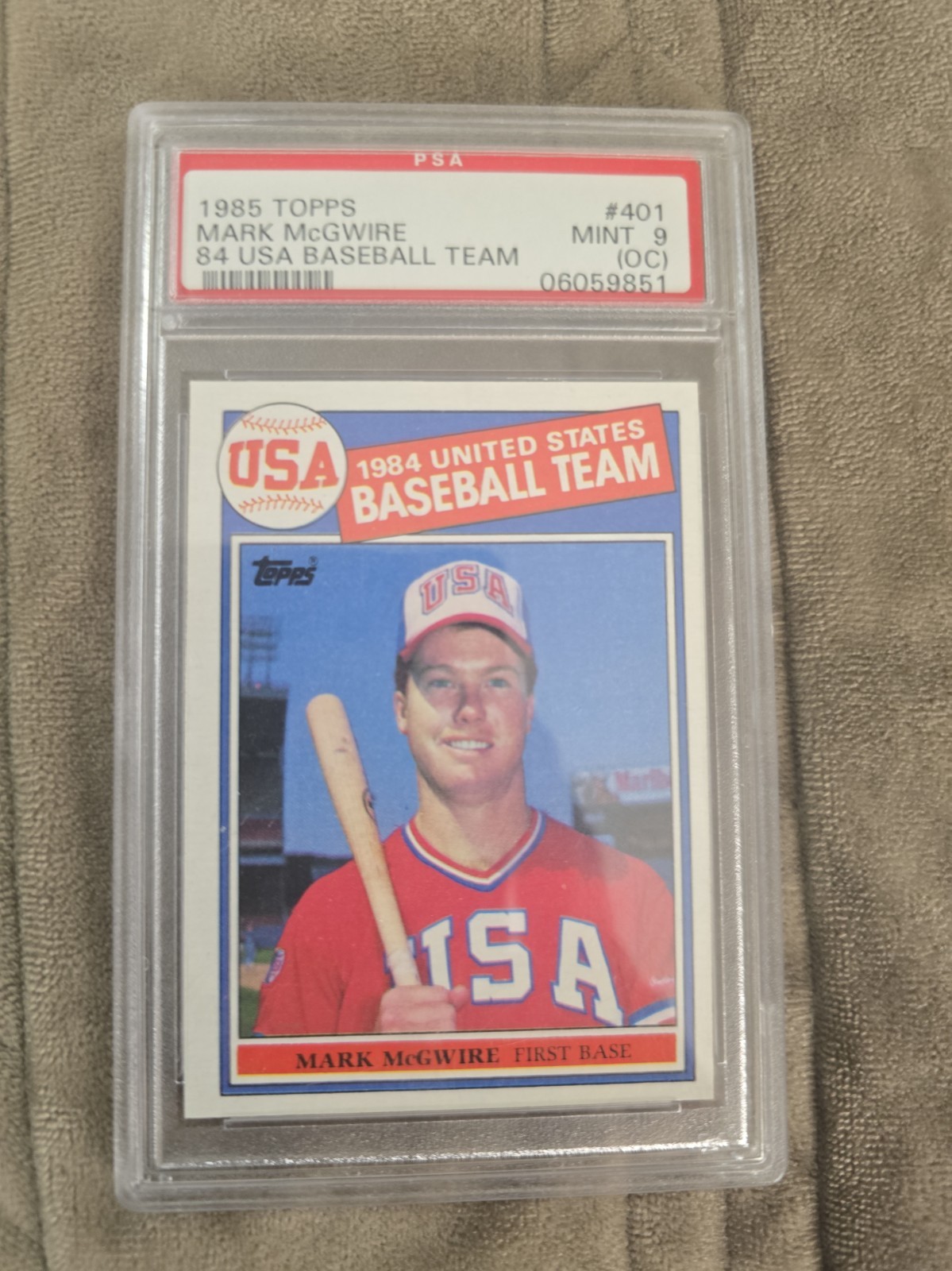 Mark Mcgwire Rookie Card PSA 9 view 1