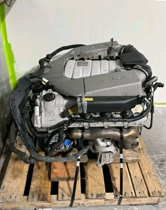 07-11 Conjunto de motor Mercedes W212 E63 C63 AMG M156 6,3 L V8 135 k 518 HP Foto 2 de 4