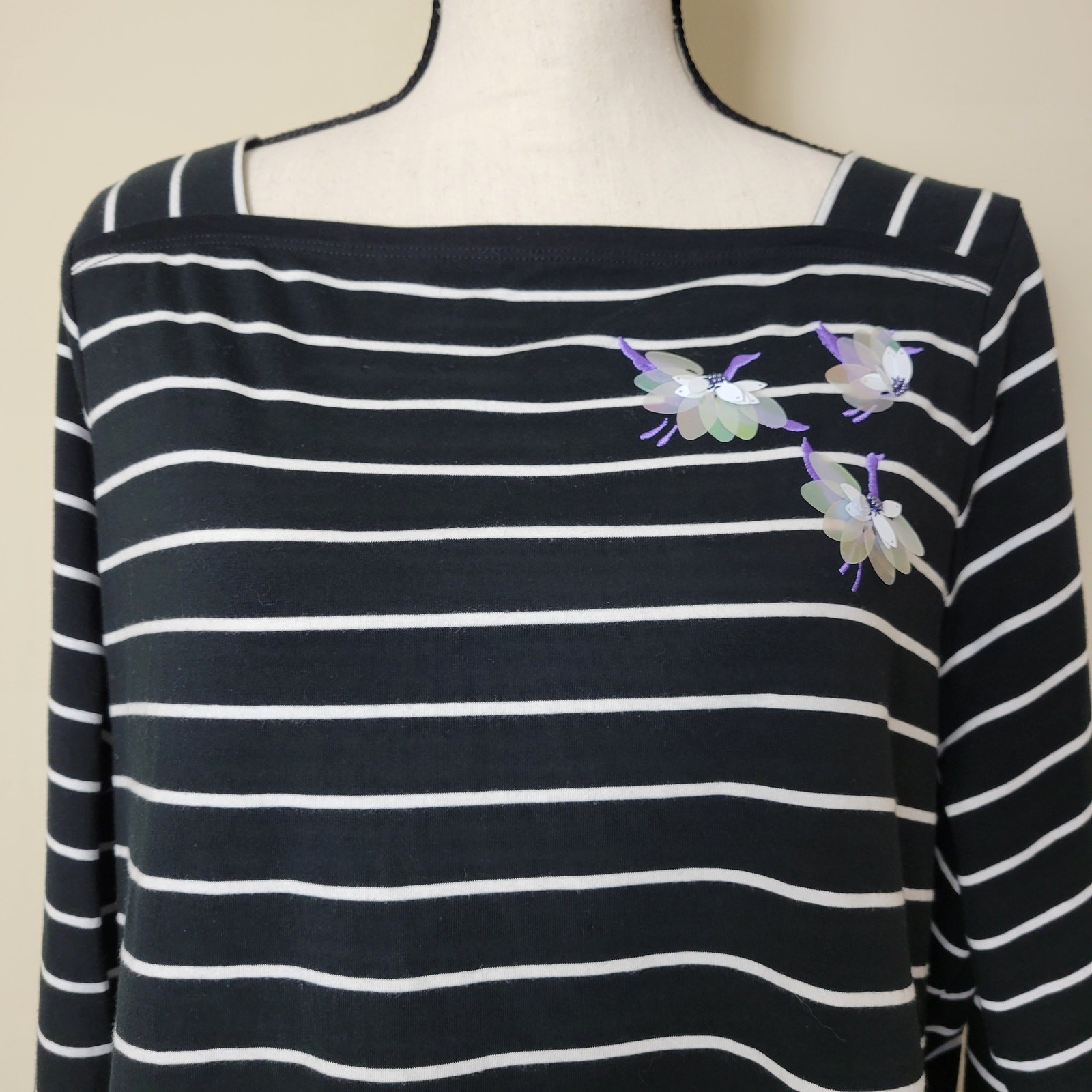 Ava & Viv Size 1X Embroidered Sequin Bird Cotton Top with 3/4 Sleeves