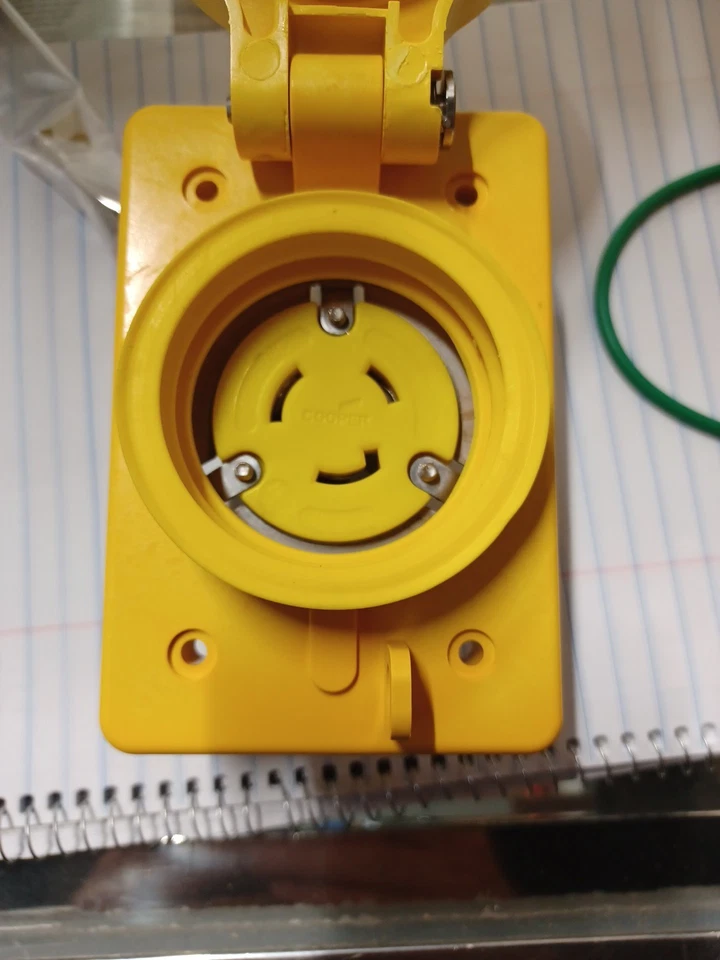 EATON ARROW HART L1020RW HART LOCK WATERTIGHT RECEPTACLE - Image 4 of 4