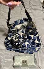 Coach Signature Blue Canvas Shoulder Bag Purse  Gray Wallet Set   Classic Chic