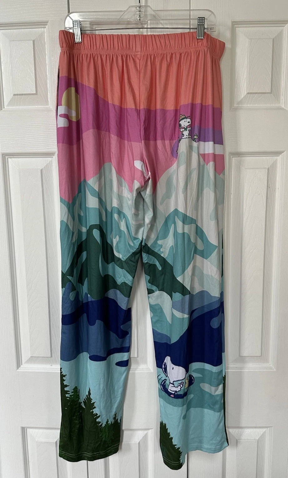 Brief Insanity Peanuts Snoopy Cosmic Camping Mountain Sunset Pajama Pants XL
Opens in a new window o