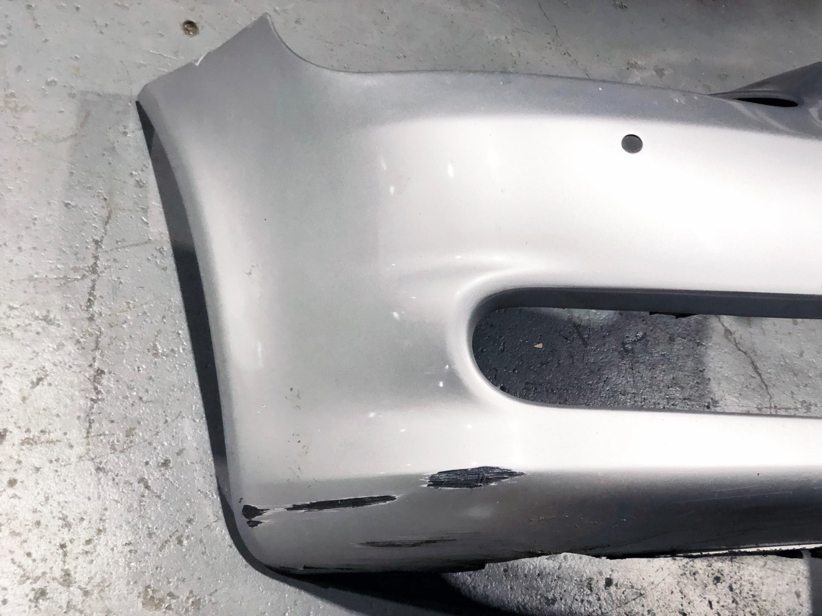 09-13 Maserati Quattroporte M139 Front Bumper Cover GRIGIO TOURING Silver OEM 10