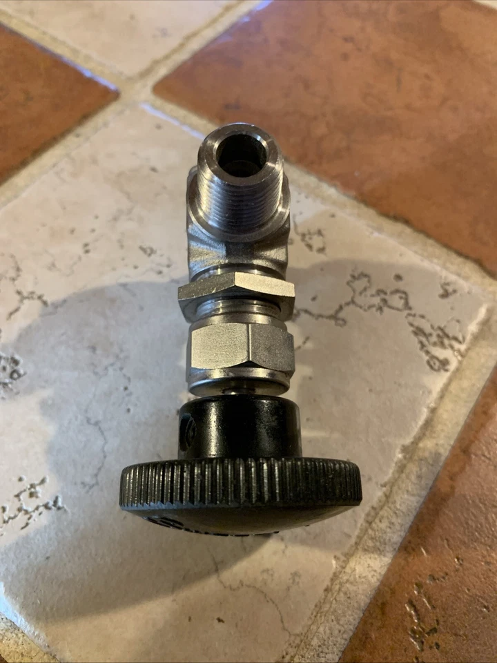 Brand New! Swagelok  1/2” Stainless Needle Valve 5000psi  • SS-1RM6-S6 - Image 2 of 4