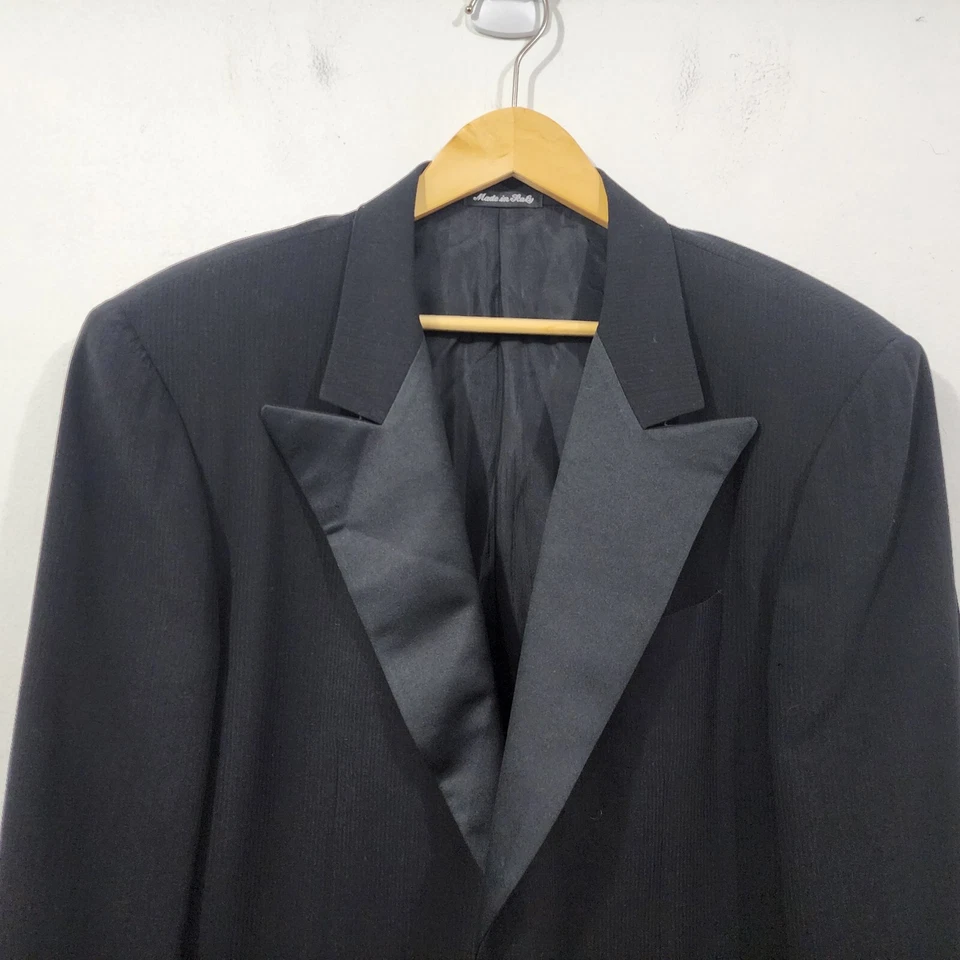 Chaqueta de Esmoquin Pal Zileri Lana 1 Botón Rayas Negras IT 50R US 40R Italia Caída 8 Foto 2 de 4