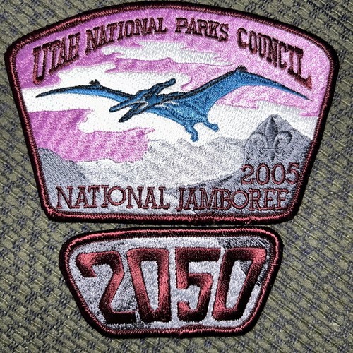 MINT 2005 JSP Utah National Parks Cncl Dinosaur Maroon Bdr Troop 2050 2 Pieces - 第 1/1 張圖片