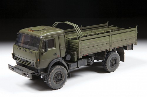 Zvezda 3692 Russian 2-Axle Military Truck K-4350 Plastic Scale Model 1:35 NEW - Picture 3 of 7