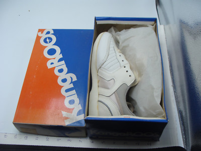 original store stock shoes -- unused in box KANGAROOS white