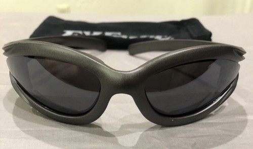 EYE RIDE Gray Motorcycle Sunglasses Dark Tint UV 400 Anti-Fog W/Sleeve Free S/H - Picture 3 of 10
