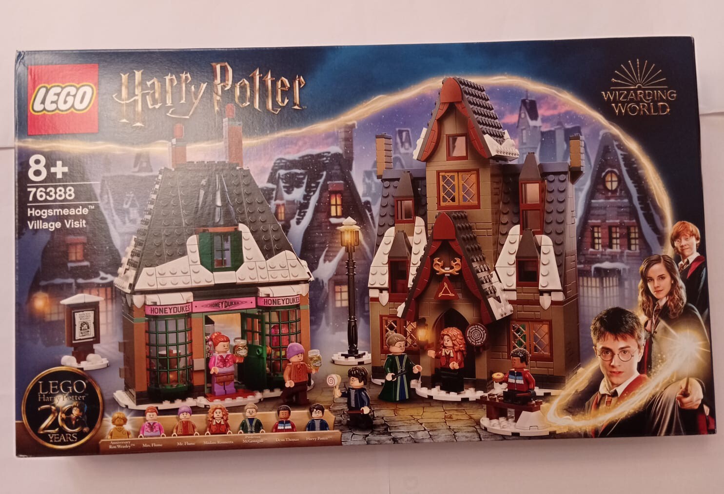LEGO® 76388 Besuch in Hogsmeade I Harry Potter Zaubererdorf Honigtopf Drei Besen - Bild 4