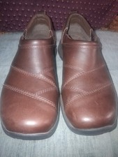 L.L. Bean womens 8 Brown comfort Moc Slip-On