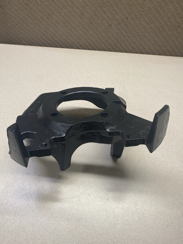 Dodge RAM 2500 3500 94-99 Dana 60 Left Drivers Side Steering Knuckle Cummins - Image 3 of 4