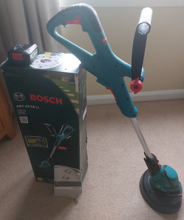 BOSCH Cordless Strimmer ART 23 18 Li read description