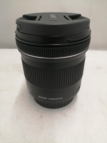 Canon EF-S 10-18mm f/4.5-5.6 IS STM Lens Used - Picture 3 of 9